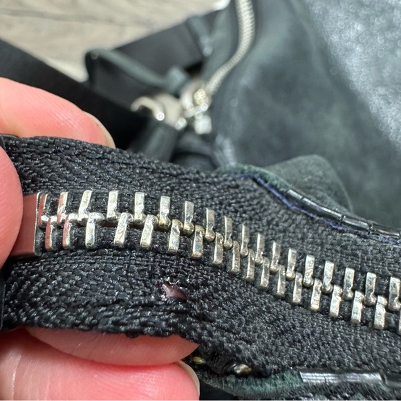 Botkier Logan Leather Hobo Purse Black Leather Crossbody Shoulder Bag - Picture 7 of 12